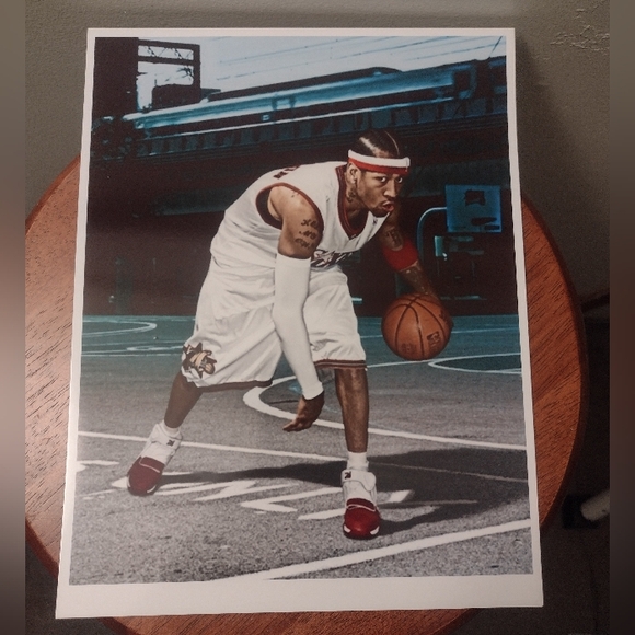 NEW!💯 ALLEN IVERSON 8.5x11 OLD SCHOOL PHILADELPHIA 76ERS ULTRA GLOSSY POSTER!🤩 - Picture 6 of 7